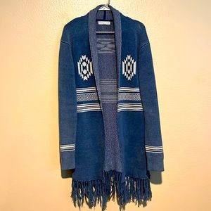 Long, heavyweight cardigan with fringe detail